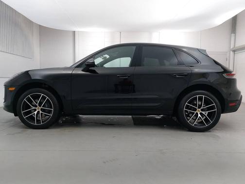 2024 Porsche Macan 