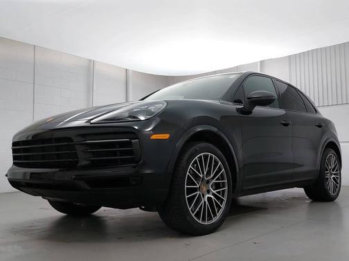 2023 Porsche Cayenne 
