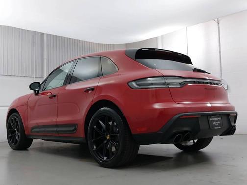 2024 Porsche Macan 