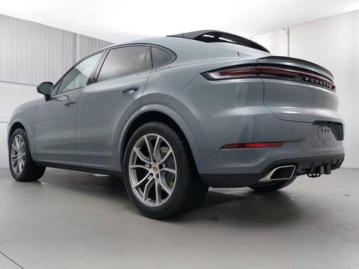 2025 Porsche Cayenne 