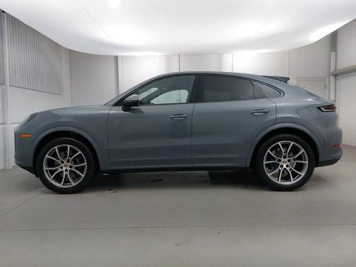 2025 Porsche Cayenne 