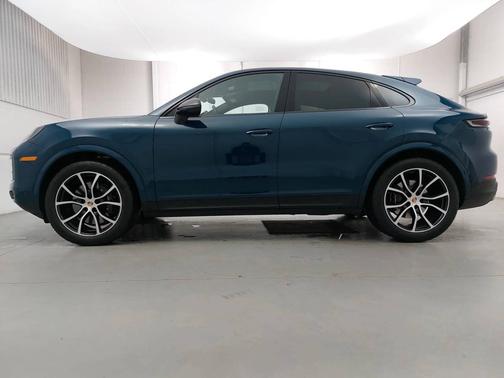 2025 Porsche Cayenne 