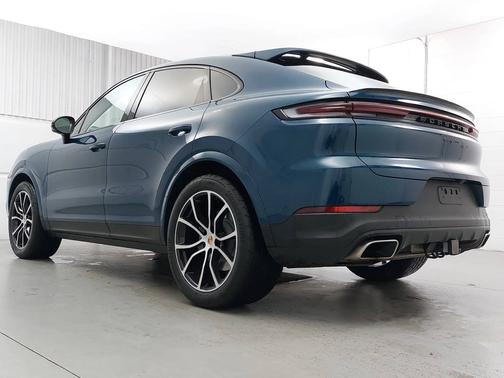 2025 Porsche Cayenne 