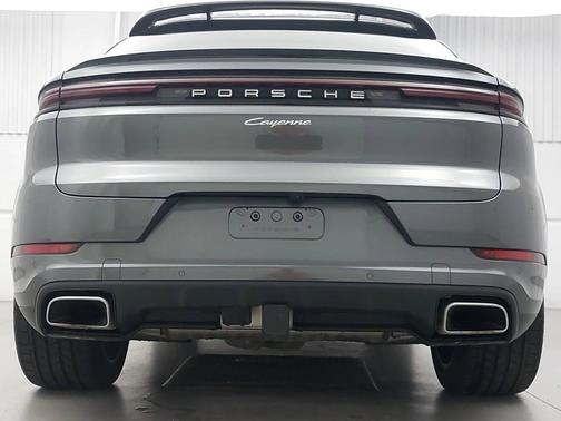 Quartzite Grey Metallic 2026 Porsche Cayenne AWD