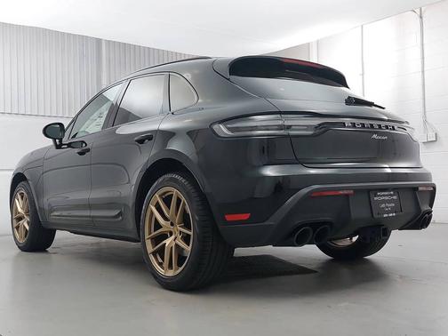 Black 2022 Porsche Macan