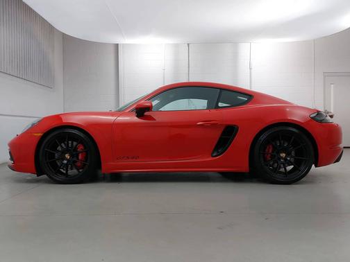 Guards Red 2024 Porsche 718 Cayman