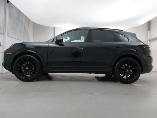 Black Metallic 2026 Porsche Cayenne Base