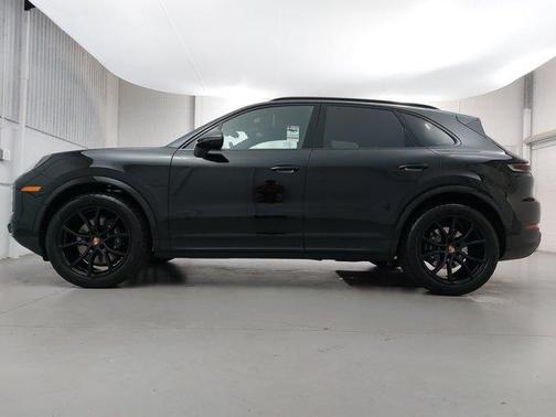 Black Metallic 2026 Porsche Cayenne Base