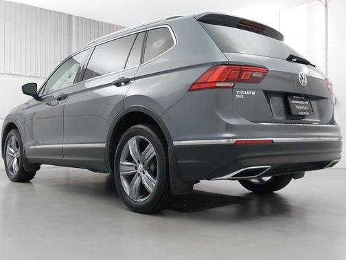 Platinum Gray Metallic 2020 Volkswagen Tiguan 2.0T SEL