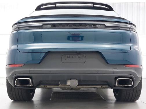 Montego Blue Metallic 2025 Porsche Cayenne AWD
