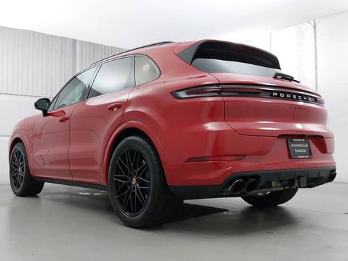 2025 Porsche Cayenne 