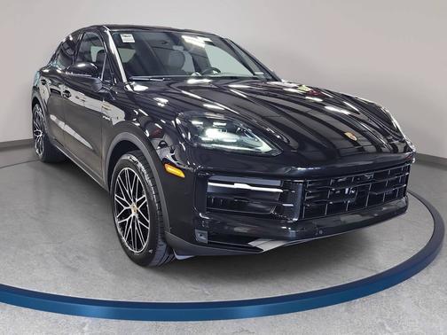 Chromitblack Metallic 2024 Porsche Cayenne