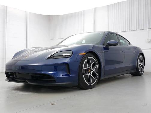 2025 Porsche Taycan 