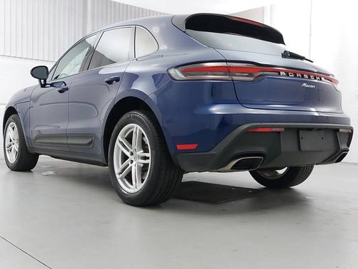 2023 Porsche Macan 