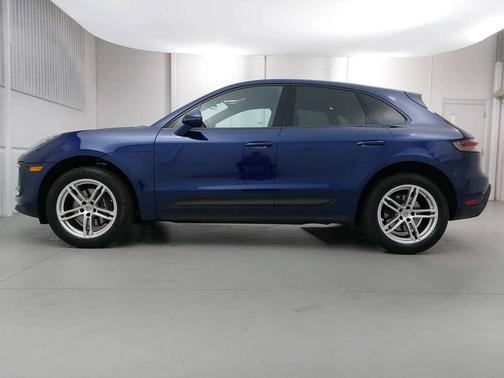 2023 Porsche Macan 