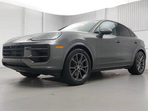 Quartzite Grey Metallic 2026 Porsche Cayenne