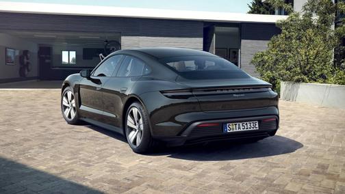2022 Porsche Taycan 