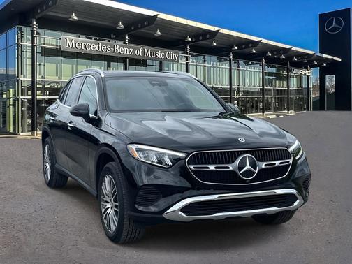2025 Mercedes-Benz GLC 300