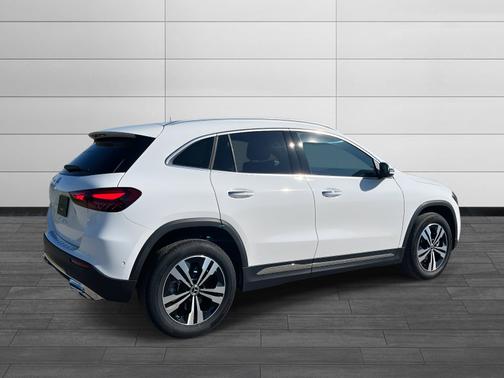 2025 Mercedes-Benz GLA 250 Base
