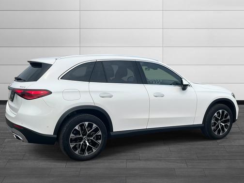 2025 Mercedes-Benz GLC 350e 