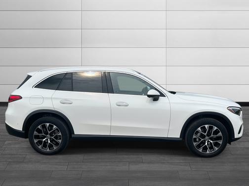 2025 Mercedes-Benz GLC 350e 