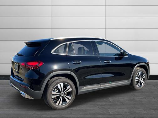 2025 Mercedes-Benz GLA 250