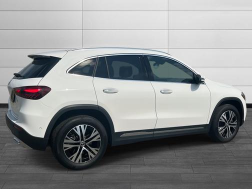 2025 Mercedes-Benz GLA 250 Base