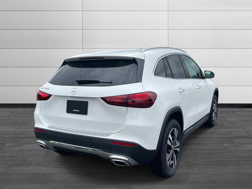 2025 Mercedes-Benz GLA 250