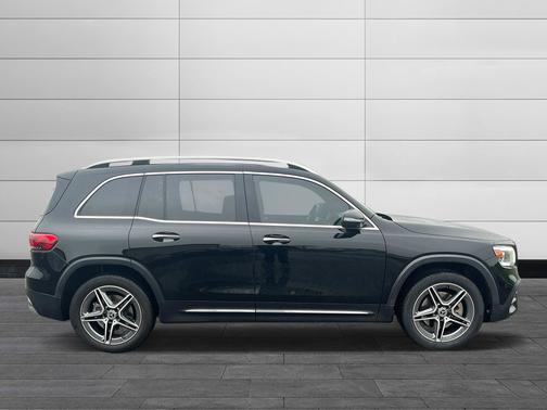 2021 Mercedes-Benz GLB 250 