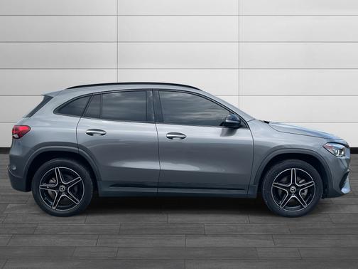 2022 Mercedes-Benz GLA 250