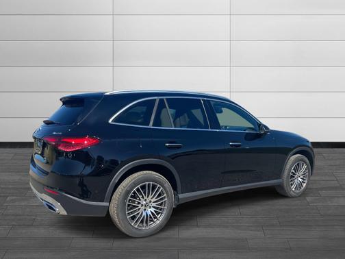 2024 Mercedes-Benz GLC 300 4MATIC