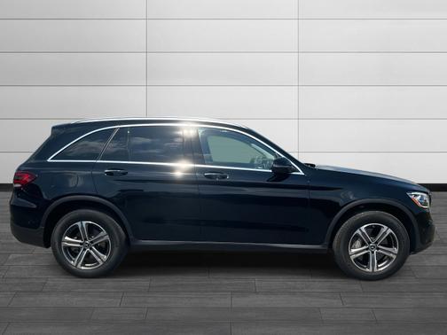 2022 Mercedes-Benz GLC 300 4MATIC