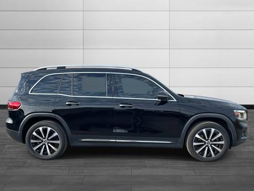 2021 Mercedes-Benz GLB 250 