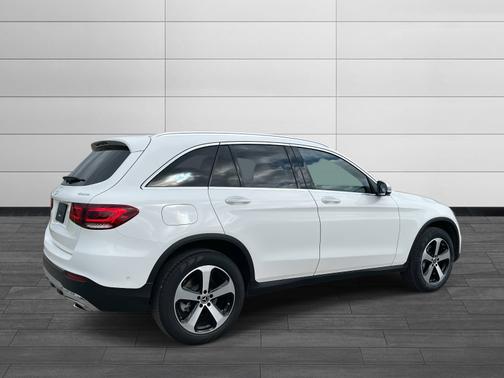 2021 Mercedes-Benz GLC 300