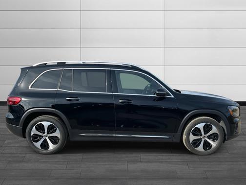 2025 Mercedes-Benz GLB 250 Base