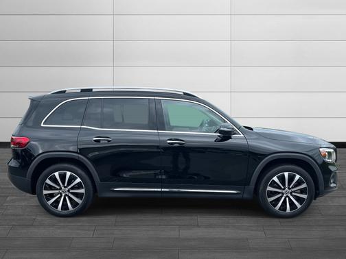 2022 Mercedes-Benz GLB 250 4MATIC