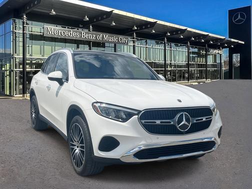 2025 Mercedes-Benz GLC 300 