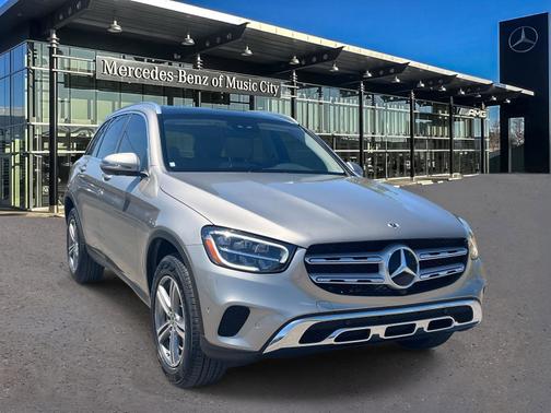 2022 Mercedes-Benz GLC 300