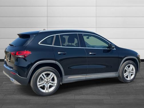 2023 Mercedes-Benz GLA 250