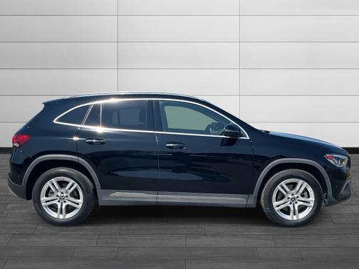 2023 Mercedes-Benz GLA 250