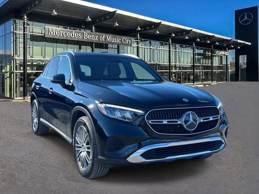 2025 Mercedes-Benz GLC 300 
