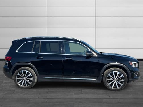 2022 Mercedes-Benz GLB 250 
