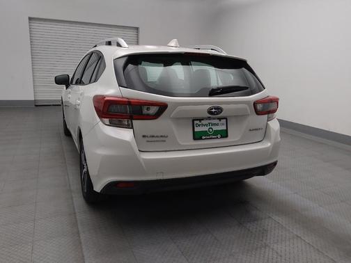 Crystal White Pearl 2020 Subaru Impreza Premium 5-Door