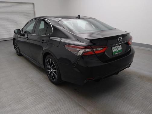 Midnight Black Metallic 2023 Toyota Camry SE