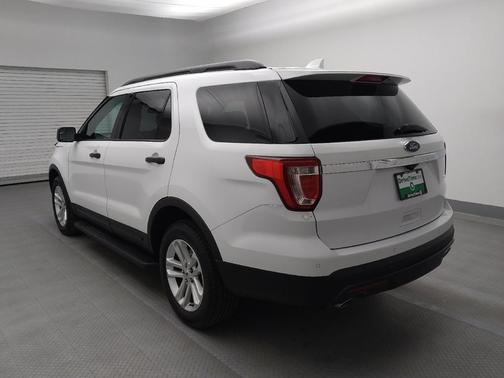 2017 Ford Explorer Base
