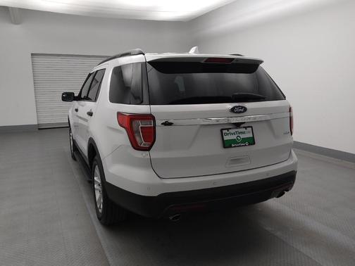 2017 Ford Explorer Base