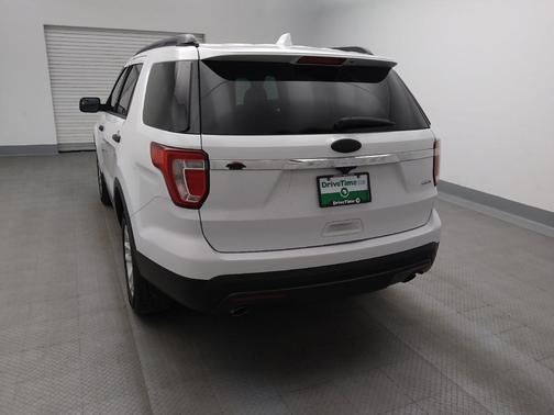 Oxford White 2016 Ford Explorer Base