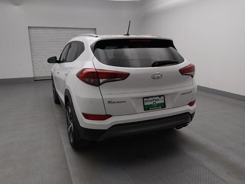 2016 Hyundai TUCSON Sport