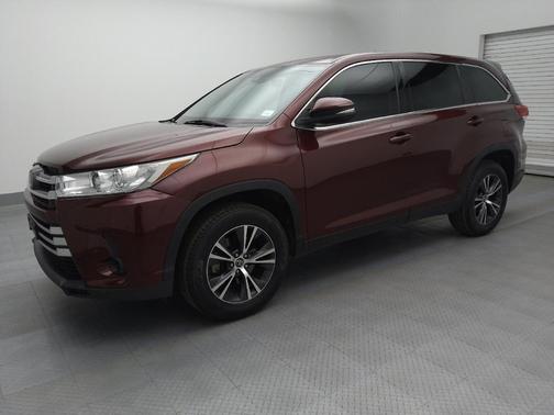 2019 Toyota Highlander LE I4
