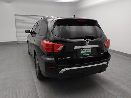 2020 Nissan Pathfinder SV 2WD